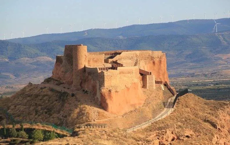 Castillo de Arnedo, en La Rioja. Ha sufrido numerosas reformas pero originalmente era hogar de Musa ibn Musa