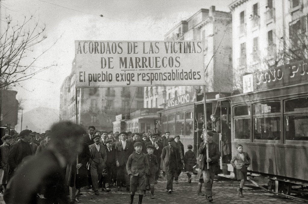 Manifestación por la exigencia de responsabilidades por el desastre de Annual. San Sebastián, 1922