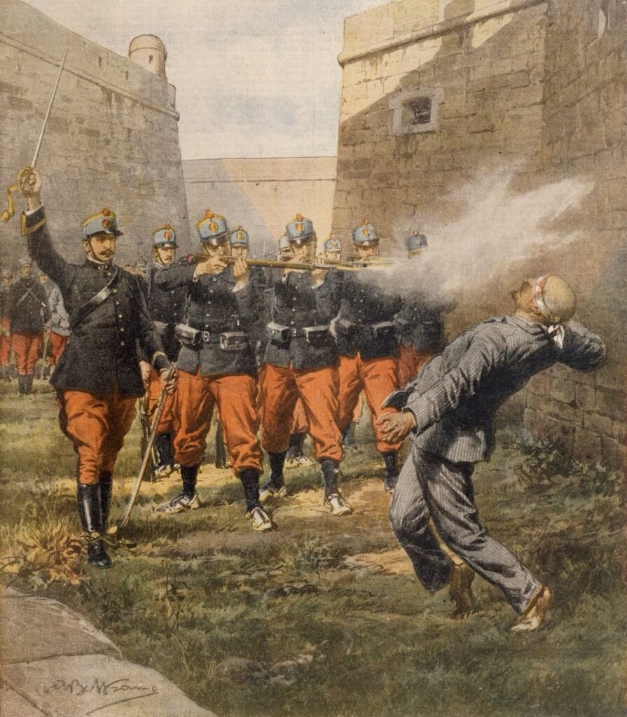 Ejecución de Francisco Ferrer en Montjuic. Ilustración del italiano Achille Beltrame para La Domenica del Corriere.